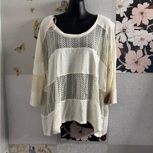 Forever 21 Cream and Gray Knit Blouse